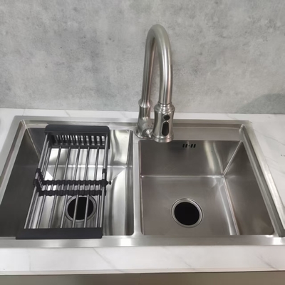 Adjustable Speed Stainless Steel Kitchen Sink with Rack