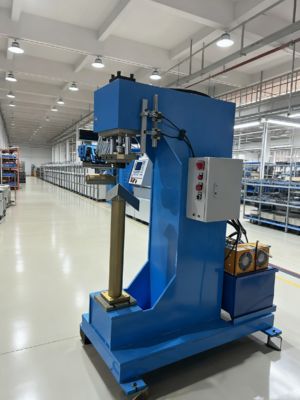 Hydraulic Corner Forming and Joining Machine