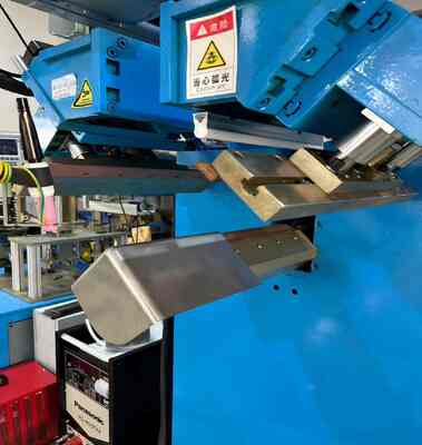 CNC Welding Machine for Vertical Seams and Bottom Corners - Special Welding Machine